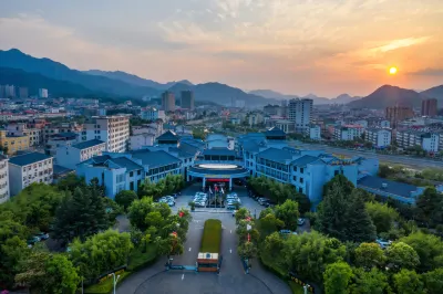 Yishuiwan Hotel Hotels near Zhongling Ropeway - Xiazhan Station