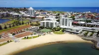 Bunbury Hotel Koombana Bay Hotels near Bunbury Regional Entertainment Centre (BREC)