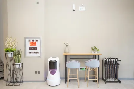 Homeinn Neo (BaoTou Da Mao Qi pedestrian street shop) Отели рядом с достопримечательностью «Xilamuren Prairie»