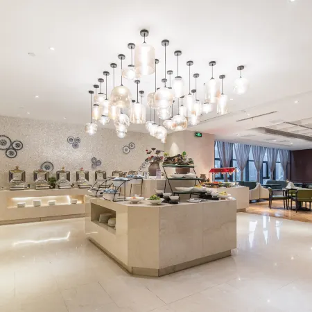 Oriental Pearl Rezen Hotel Отели в г. Чансина