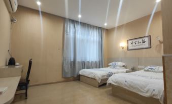 Xinjun Road Business Hotel