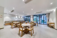 HanTing Hotel (Tongxiang Vientiane City)