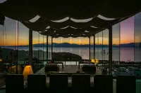 Fuxian Lake Tongchenyuan Lakeview Hot Spring Homestay - bar