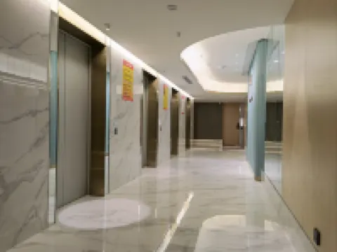 Xishuangbanna Shanguan Sky View Hotel (Gaozhuang Xishuangjing Xingguang Night Market) Hotels in Jinghong