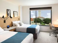 At&T Hotel & Conference Center Hotels near Clark Field