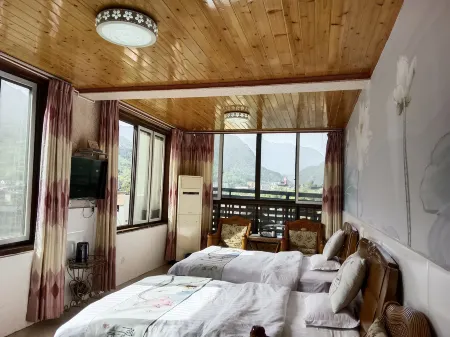 Shuimo Ancient Liangyue Inn Отели рядом с достопримечательностью «Shuimo Ancient Town»