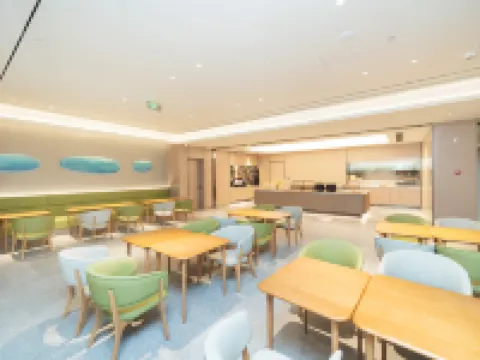 โรงแรม JI (รัฐบาลอำเภอเป่าหยิง) โรงแรมในเป่าหยิง