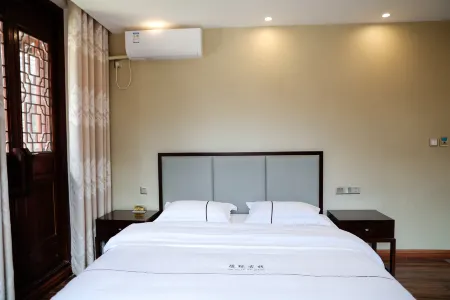 Deyuan Inn (Tea Horse Ancient City Branch)