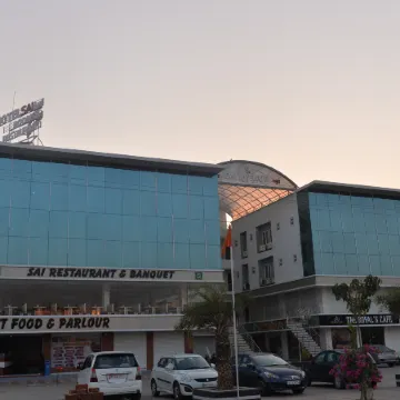 Hotel Sai Inn at Statue of Unity