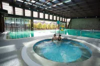 Beijing Wtown  Resort - Kaplıcalı