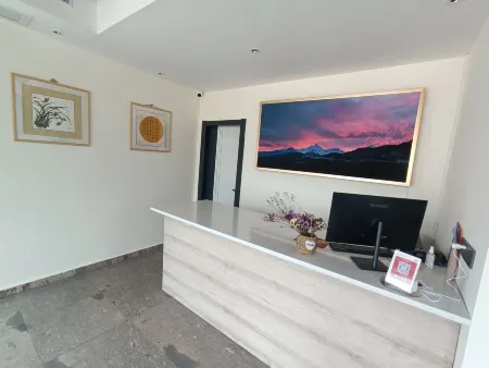 Yuetu B&B Отели в г. Фенкай