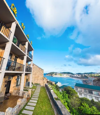 Fishing Village Small Talk Hotels in Shitang Peninsula Scenic Spot
