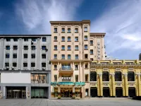 Chandelier Hotel Hotels near Zhongyang Street