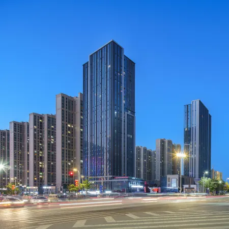 Yuexiang Light Residence Hotel (Jingkai Wanda Plaza High-speed Railway Station Branch)