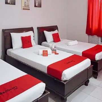 RedDoorz Near Ormoc Port Terminal