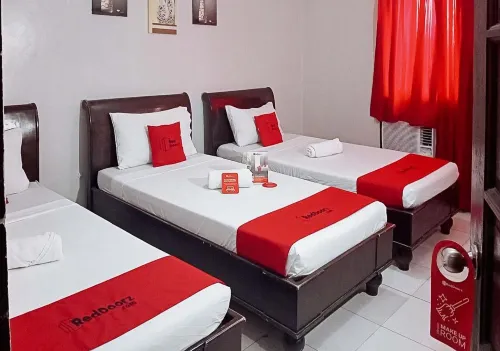 RedDoorz Near Ormoc Port Terminal Hotels in Ormoc