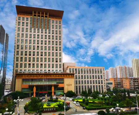 Yungang Jianguo Hotel