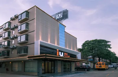 IU Hotel (Heyuan Wanlong City Branch) Hotels in Heyuan