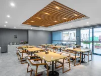 Moonlake Hotel Hotels in Tiandong