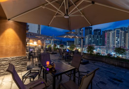 1. 라방 호텔 (난..