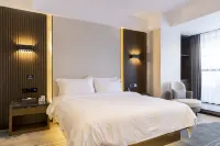 Yuxi Huaning Guanghua Hotel (Ningzhou Park) Hotels in Huaning