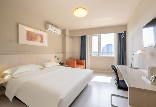 진장 인 톈진 마린 하이-테크 존 입구