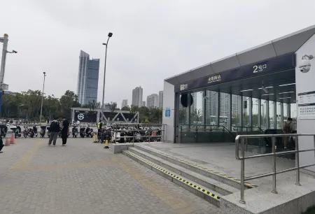 Jimei Xueju Select Apartment (Shanghai Minhang Jiaotong University Huashi University)