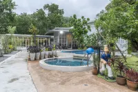 Utapao Sattahip Rayong Resort Hotels in Ban Chang
