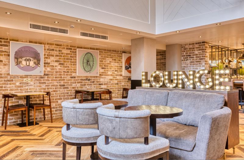 hub by Premier Inn London - Soho photo 2