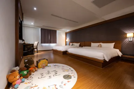 Bonza Hotel