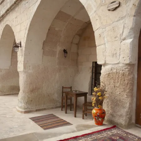 Narcissos Cave Hotel