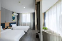 Ripple Hotel (Wutaishan Station Wenhui Road) - parking