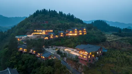 Erzhuo Valley, Furong Town · Dieyunjian Отели в г. Гучжан