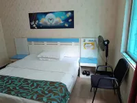 Chuxiong Shuangxi Hotel - 2 stjerner