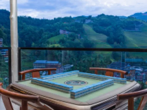 논의 파노라마 전망을 즐기세요 (룽성 룽지 계단식논 지점) 룽성 호텔