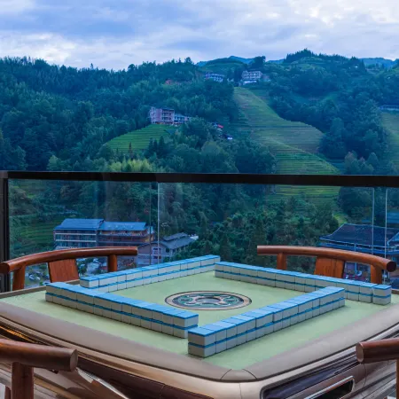 Enjoy the panoramic view of the rice fields (Longsheng Longji Terraces Branch)