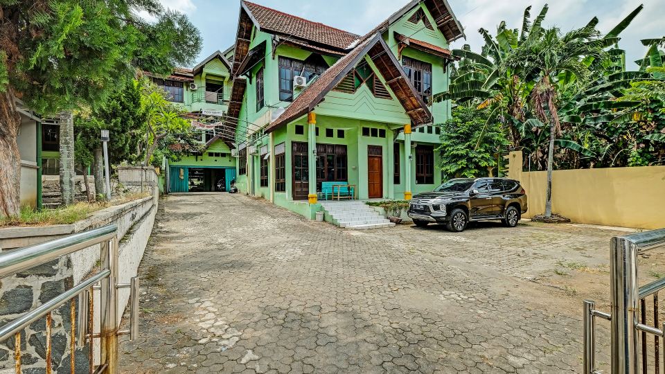 OYO Life 91682 Homestay Sriti