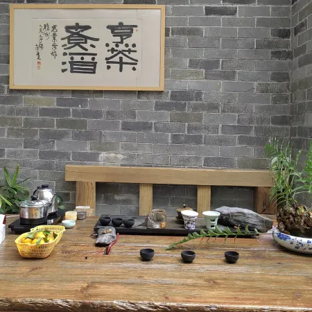 Huangyao Ancient Town Yishugao Hostel