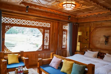 ZhiYu Guest House Отели рядом с достопримечательностью «Xiaonong Base camp»