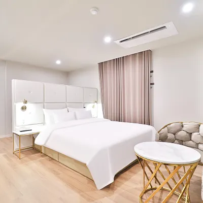 HADAN DENBASTA酒店 鄰近下端的酒店