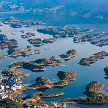 Xiandao Lake Tiancheng Seaview Hotel