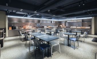 Jinan Olympic Sports Center Provincial Hospital East Campus Light Residence Hotel