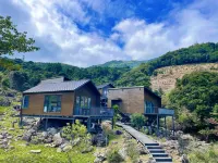 Mountain Lodge among Stones 장핑 호텔