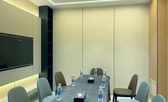 Jinyu Business Hotel