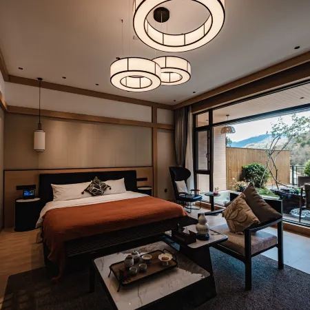 Baoxing Yunshang Xuxi Hot Spring Hotel