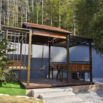 Sunshine Car · Travel original ecological small home hostel