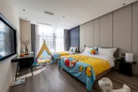 Dali Cinnie Garden Hotel (Airport Branch) Hotels near Dali Fengyi Airport