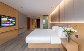 Huayi Select Hotel