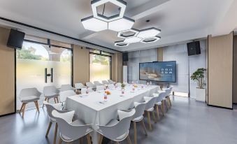 Urba Hotel (Xiamen Jimei School Village Sea Bike Lane Store)