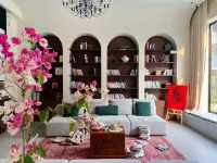 Qinghuan Dongjiang Lake B&B